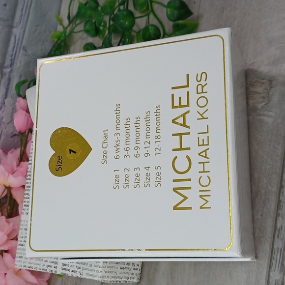 Michael Kors Baby Monogram Ballet - Picture 10 of 10